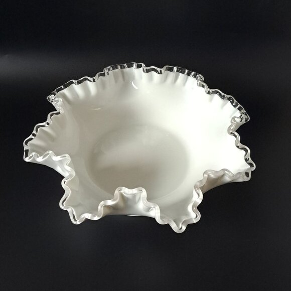 Fenton Milk Glass Silver Crest Ruffled Edge Bowl Vintage - Picture 5 of 10